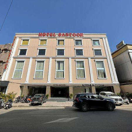 ורנאסי Hotel Santoor מראה חיצוני תמונה