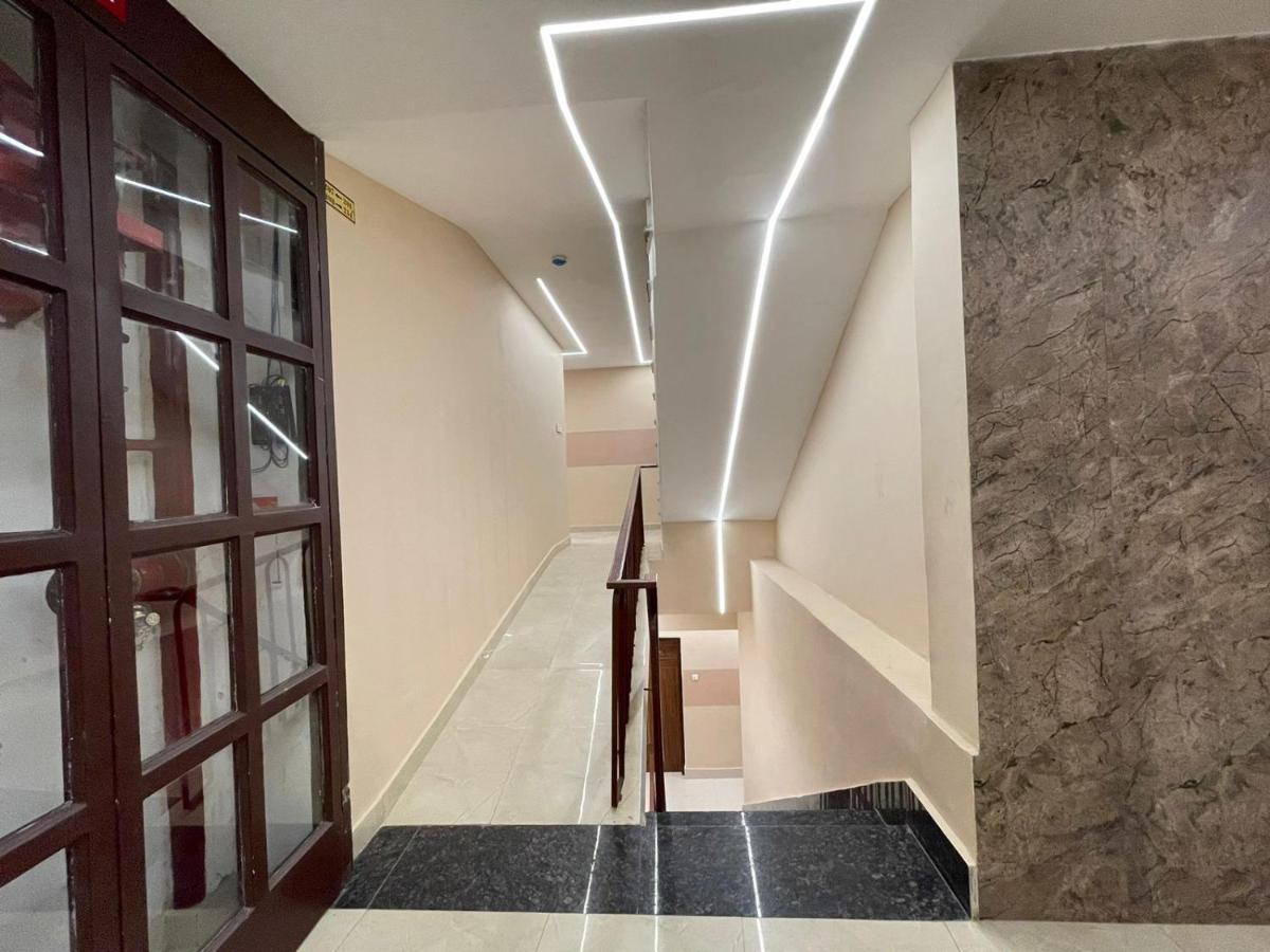 ורנאסי Hotel Santoor מראה חיצוני תמונה